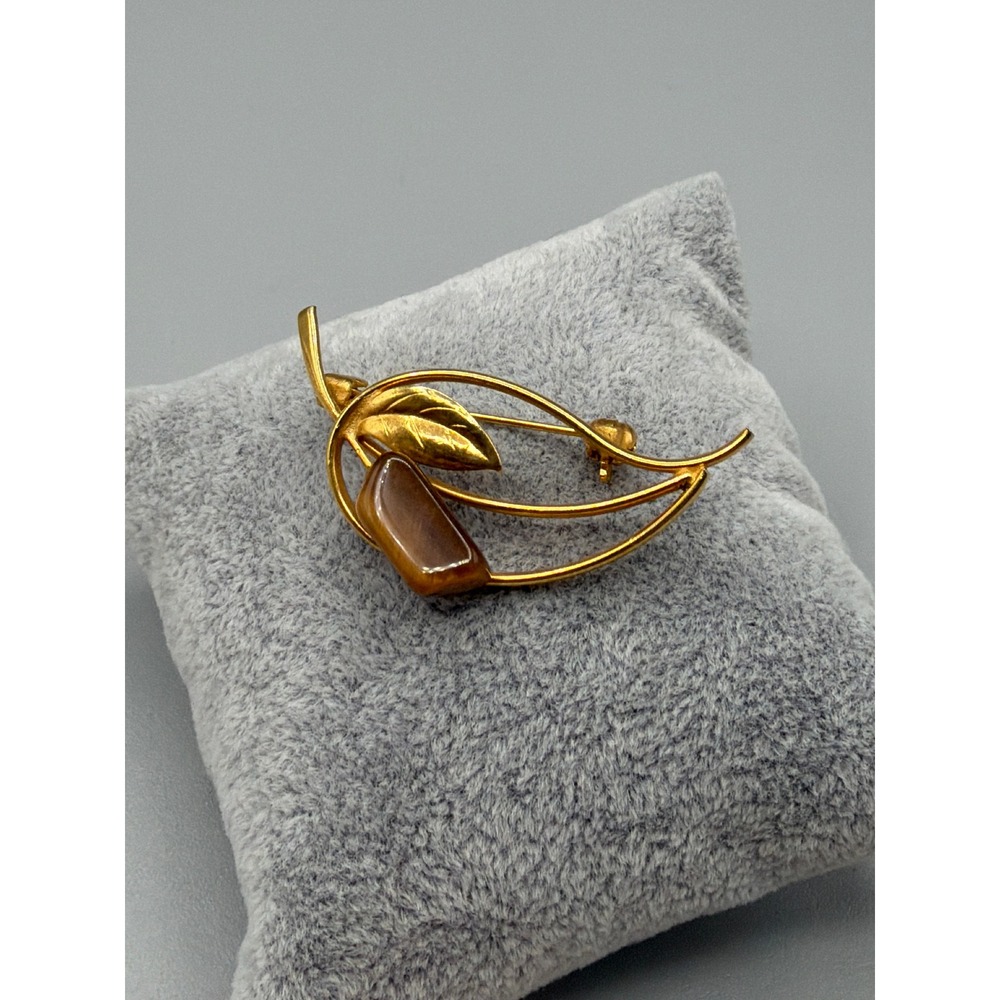 Antique Signed Japan Gold Tone Leaf Brooch Tiger Eye Stone Mid Century #1065